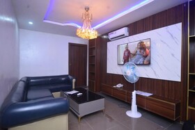 Nobis Apartments