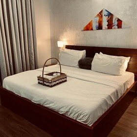 Granville Penthouse Apartments