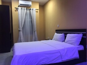 Royal continental Suites And Apartments