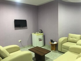 Royal continental Suites And Apartments