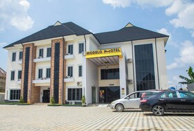 Modelo Hotel