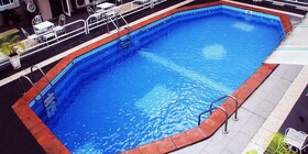 De Castle Luxury Home