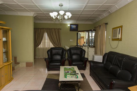 Eemjm Hotels And Suites