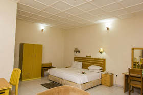 Eemjm Hotels And Suites