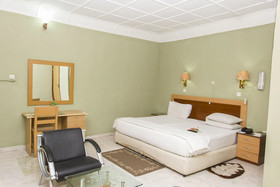 Eemjm Hotels And Suites