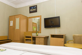 Eemjm Hotels And Suites