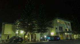 Eemjm Hotels And Suites