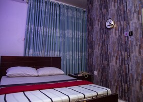 Haffy Executive Hotels and Suite