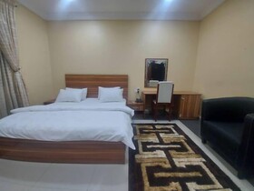 Umeralty Hotels And Apartments