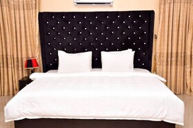 Umeralty Hotels And Apartments