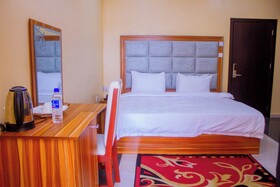 Umeralty Hotels And Apartments