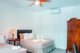 Santa Ana Hotel Boutique