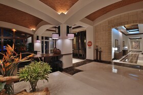 InterContinental Real Managua at Metrocentro Mall