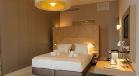 Amadi Panorama Hotel