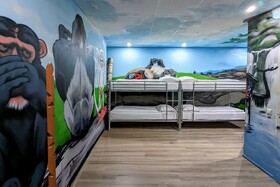Amsterdam Teleport Hotel