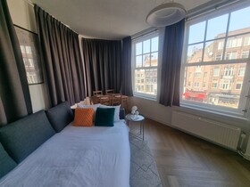 Avenue Hotel