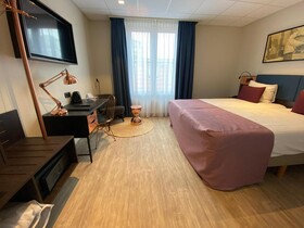 Best Western Dam Square Inn