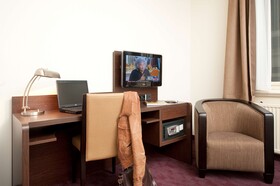 Best Western Dam Square Inn