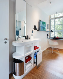 citizenM Amsterdam Amstel Hotel