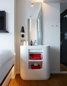 citizenM Amsterdam Amstel Hotel