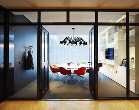 citizenM Amsterdam Schiphol Airport