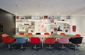 citizenM Amsterdam Schiphol Airport