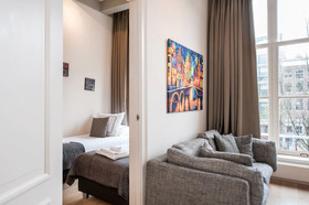 Residences Canal Area