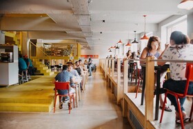 Clink Noord Hostel