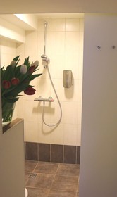 Floris Hotel