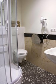 Floris Hotel