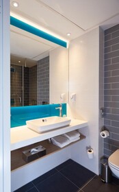 Holiday Inn Express Amsterdam-City Hall