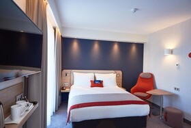 Holiday Inn Express Amsterdam-City Hall