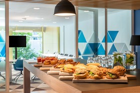 Holiday Inn Express Amsterdam - North Riverside