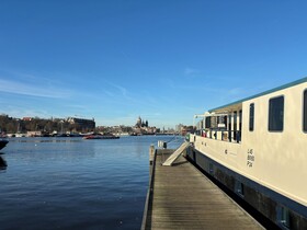 Hotelboat Iris