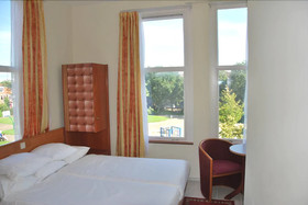 Hotel Isis