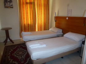 Hotel Isis