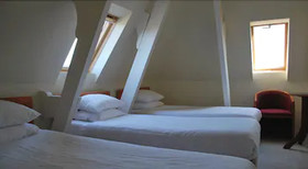 Hotel Isis