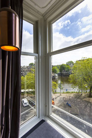 Hotel No 377 House