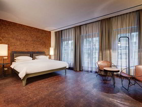 Hotel V Nesplein