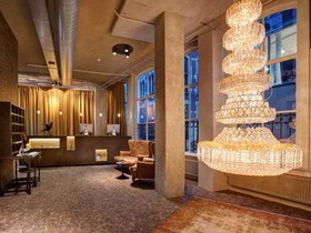 Hotel V Nesplein