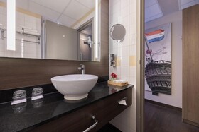 Leonardo Hotel Amsterdam City Center