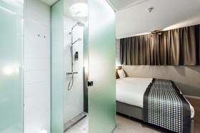 Melrose Hotel
