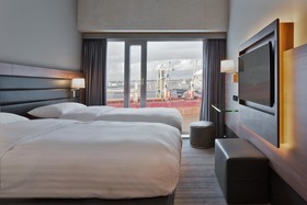 Moxy Amsterdam Houthavens