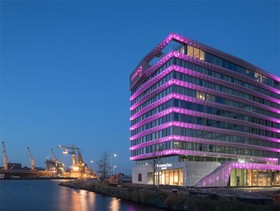 Moxy Amsterdam Houthavens