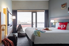 Moxy Amsterdam Houthavens