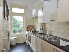 Olympic Stadium Apartment