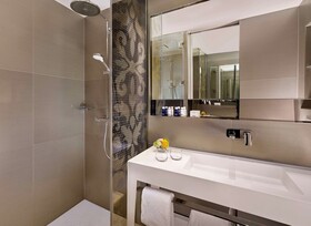 Park Plaza Victoria Amsterdam