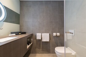Postillion Hotel & Convention Centre Amsterdam