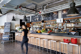 Q-Factory Hotel