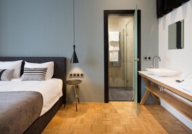 Quentin Zoo hotel